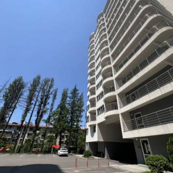 Продается 1-комнатная квартира, 83,9 м²