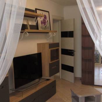 Продается 1-комнатная квартира, 32 м²