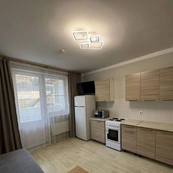 Сдается 1-комнатная квартира, 59 м²