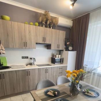 Сдается 1-комнатная квартира, 42 м²