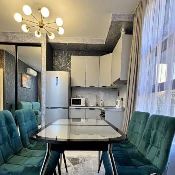 Сдается 1-комнатная квартира, 42 м²