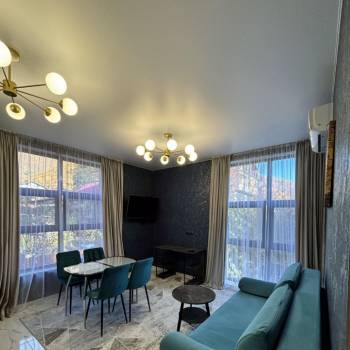 Сдается 1-комнатная квартира, 42 м²