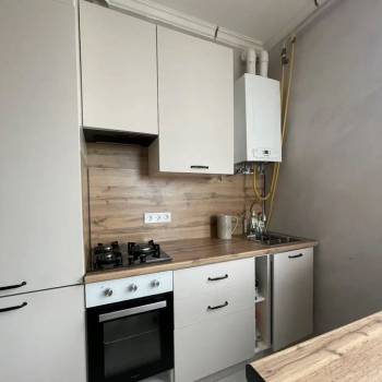 Продается 1-комнатная квартира, 37,4 м²