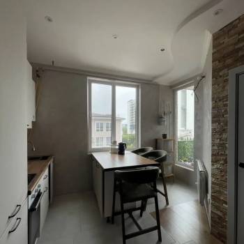 Продается 1-комнатная квартира, 37,4 м²