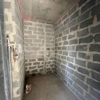 Продается 1-комнатная квартира, 70,6 м²