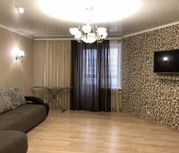 Сдается 2-х комнатная квартира, 71,7 м²