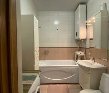 Сдается 2-х комнатная квартира, 60 м²