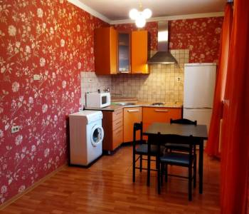 Сдается 1-комнатная квартира, 38 м²