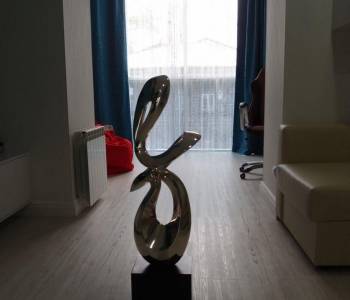 Продается 2-х комнатная квартира, 77 м²