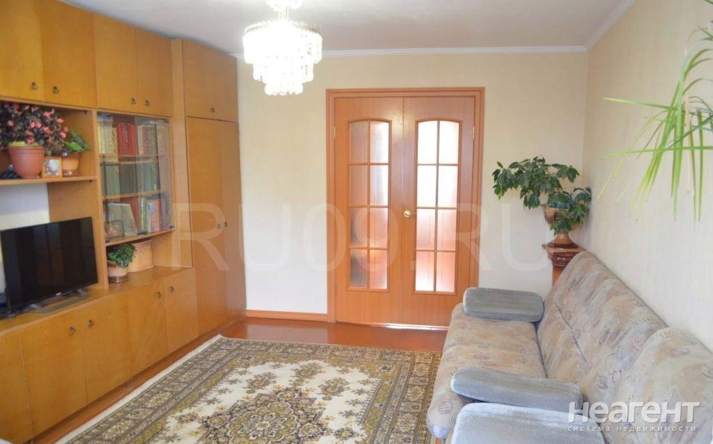 Продается 3-х комнатная квартира, 60 м²