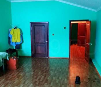 Продается Многокомнатная квартира, 200 м²