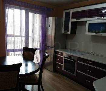 Продается 1-комнатная квартира, 47 м²