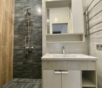 Сдается 2-х комнатная квартира, 65 м²