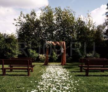 Сдается Посуточно, 360 м²