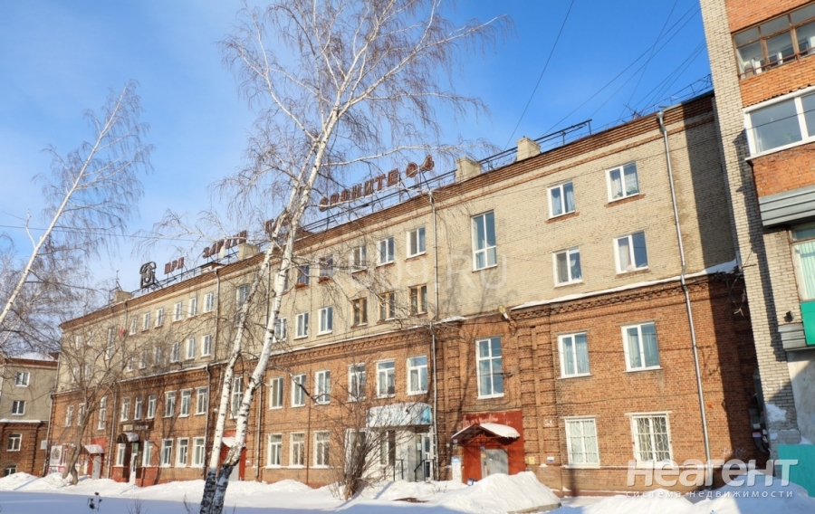 Продается 1-комнатная квартира, 37 м²