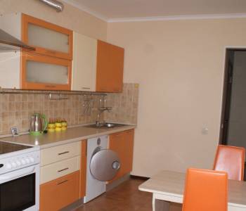 Сдается 1-комнатная квартира, 49 м²