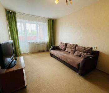 Сдается 1-комнатная квартира, 39 м²