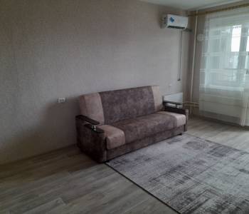 Сдается 1-комнатная квартира, 35,2 м²