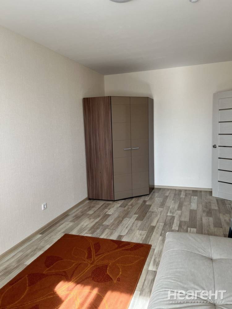 Сдается 1-комнатная квартира, 39,2 м²