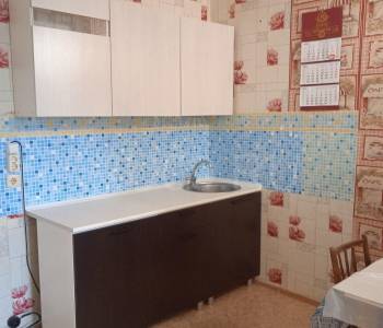 Сдается Многокомнатная квартира, 64 м²