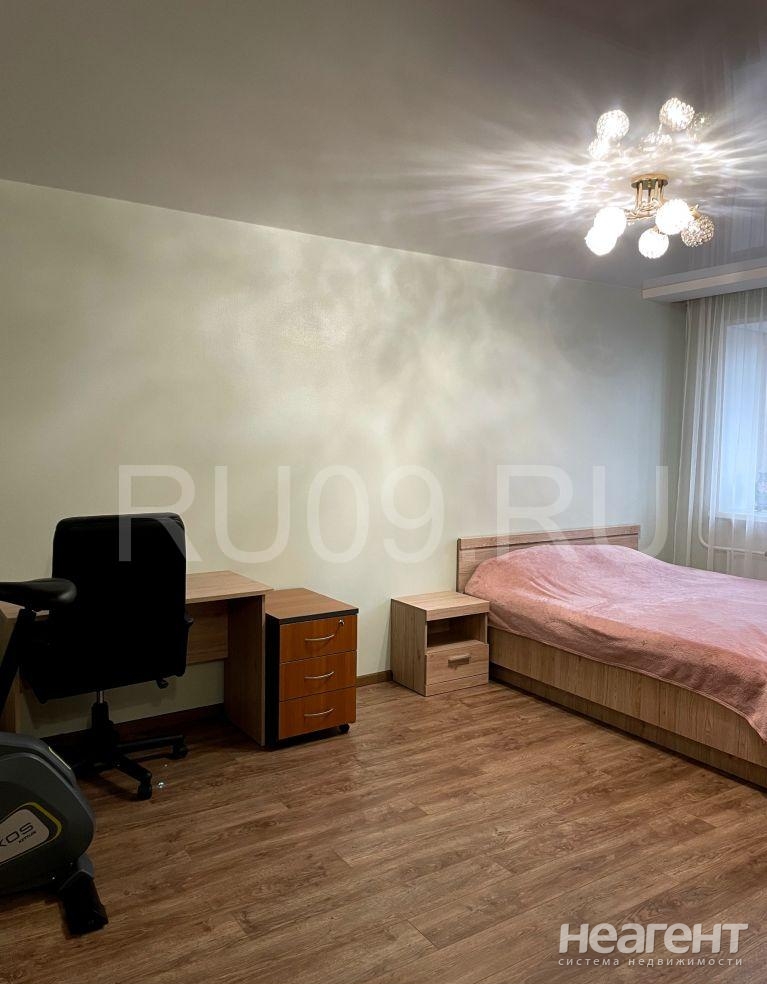 Продается 1-комнатная квартира, 33 м²