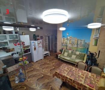 Продается Дом, 180 м²