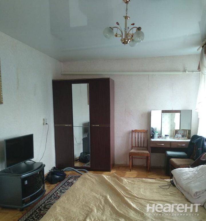 Продается 2-х комнатная квартира, 98 м²