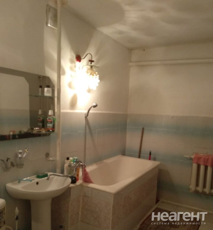 Продается 2-х комнатная квартира, 98 м²