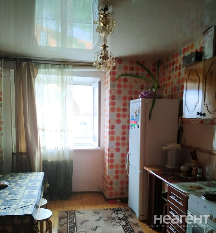 Продается 2-х комнатная квартира, 98 м²