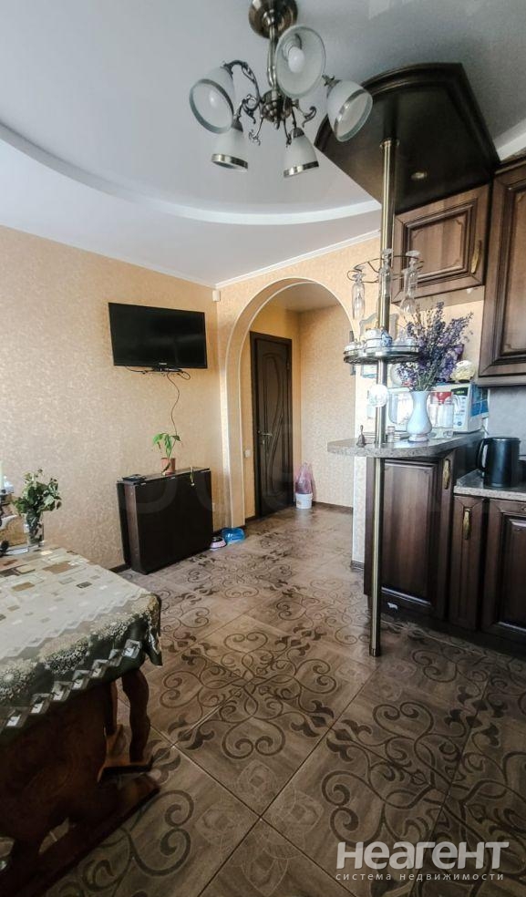 Продается Многокомнатная квартира, 97 м²