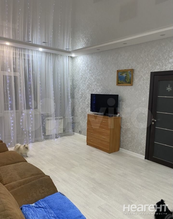 Продается Многокомнатная квартира, 98 м²