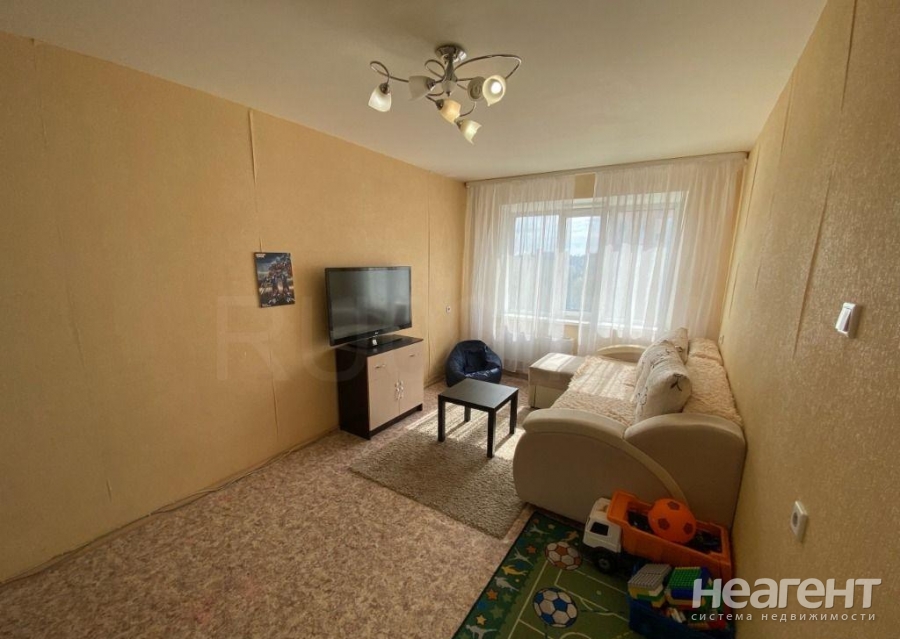 Продается 2-х комнатная квартира, 60 м²