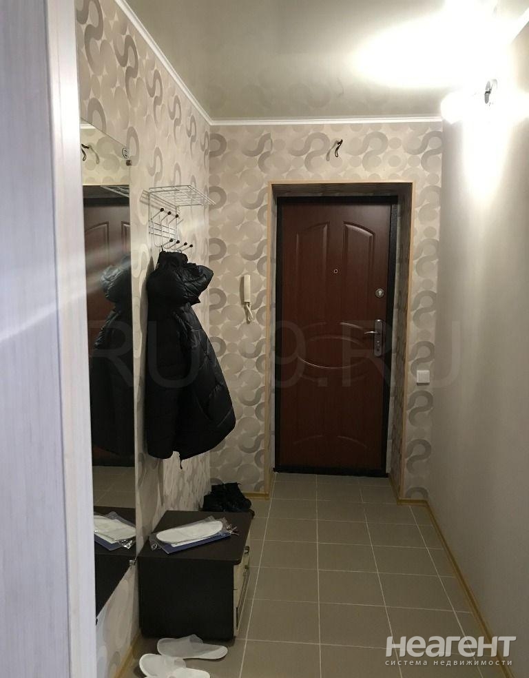 Продается 1-комнатная квартира, 41 м²