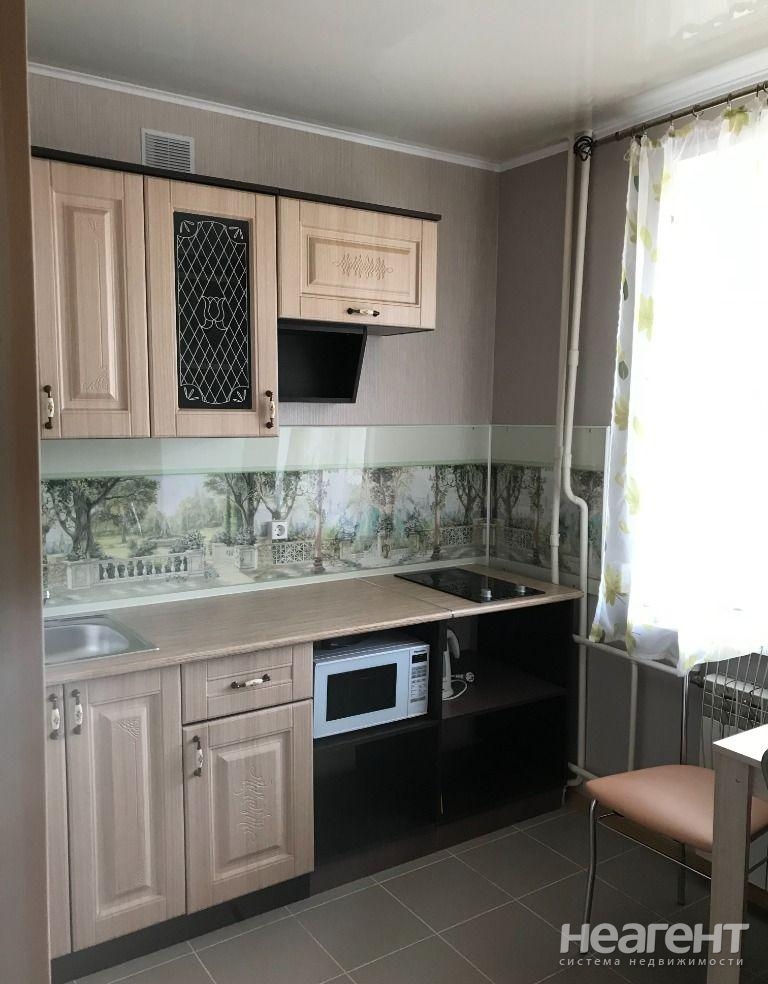 Продается 1-комнатная квартира, 41 м²