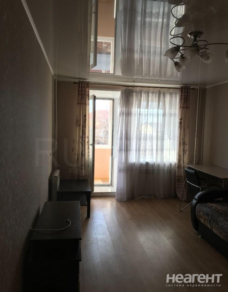 Продается 1-комнатная квартира, 41 м²