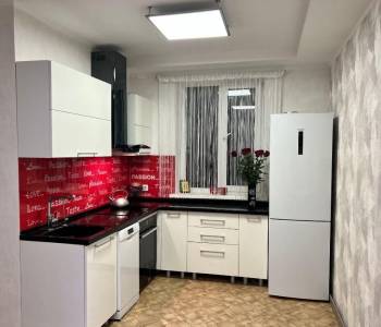 Продается 2-х комнатная квартира, 60 м²