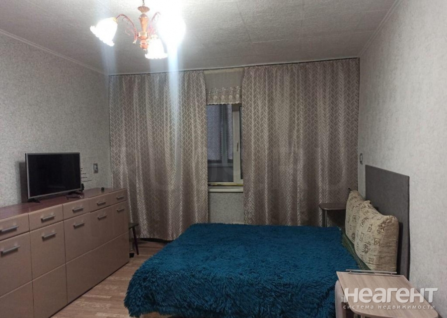 Продается 1-комнатная квартира, 34 м²