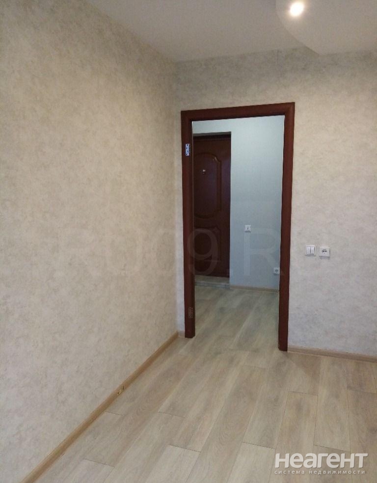 Продается 1-комнатная квартира, 34 м²