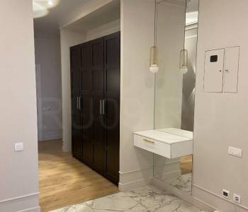 Продается Многокомнатная квартира, 138 м²