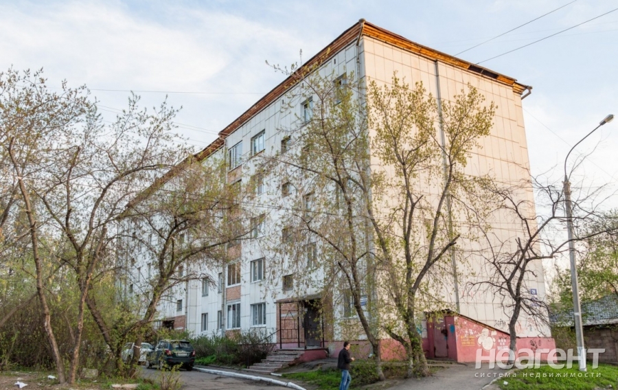 Продается Многокомнатная квартира, 74 м²