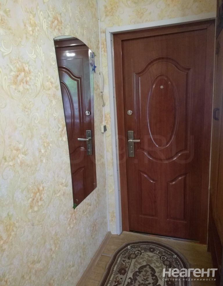 Продается 1-комнатная квартира, 12 м²