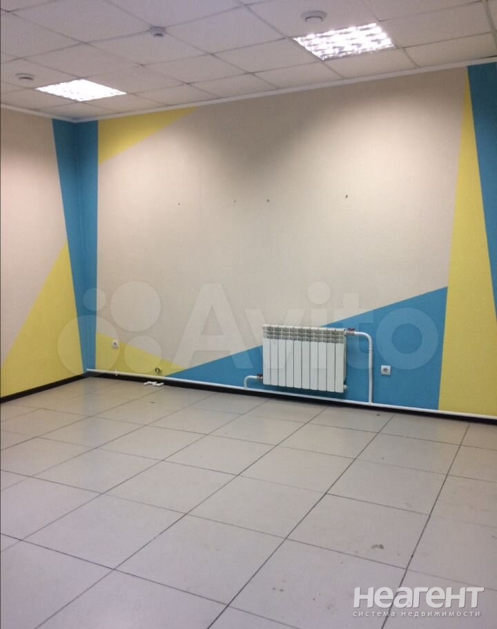 Продается Нежилое помещение, 43 м²