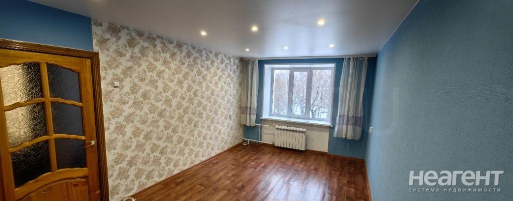 Продается 1-комнатная квартира, 35 м²