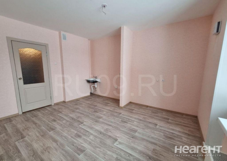 Продается 1-комнатная квартира, 24 м²