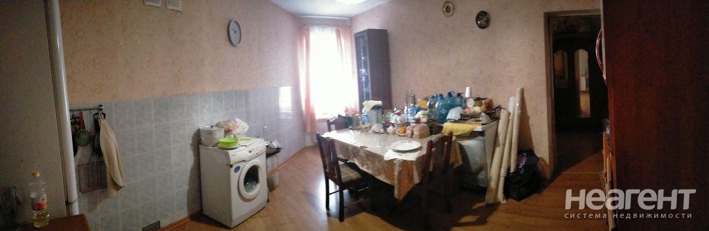 Продается 3-х комнатная квартира, 124 м²