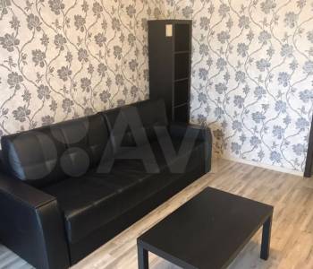 Сдается 1-комнатная квартира, 37 м²