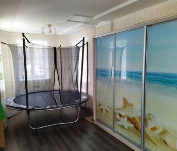 Продается Дом, 300 м²