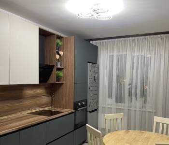 Продается 3-х комнатная квартира, 77 м²