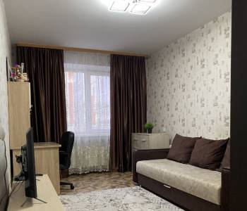 Продается 3-х комнатная квартира, 77 м²