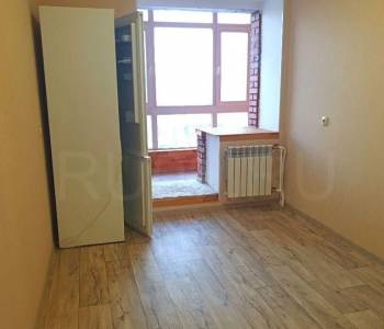 Продается 1-комнатная квартира, 42 м²